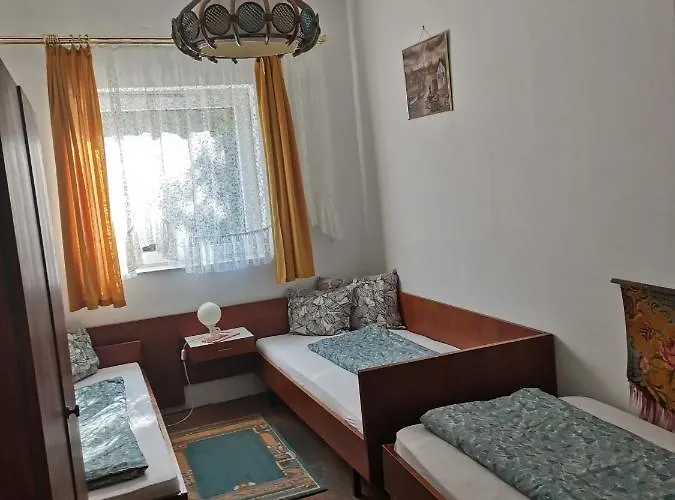 Frühstückspension Villa-negra Retro Panzio 3*